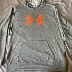 NWOT Under Armour hoodie/shirt men’s 2xl